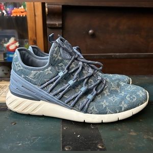 Louis Vuitton fast-lane blue denim monogram sneakers size LV7.5/9us (more 8.5)